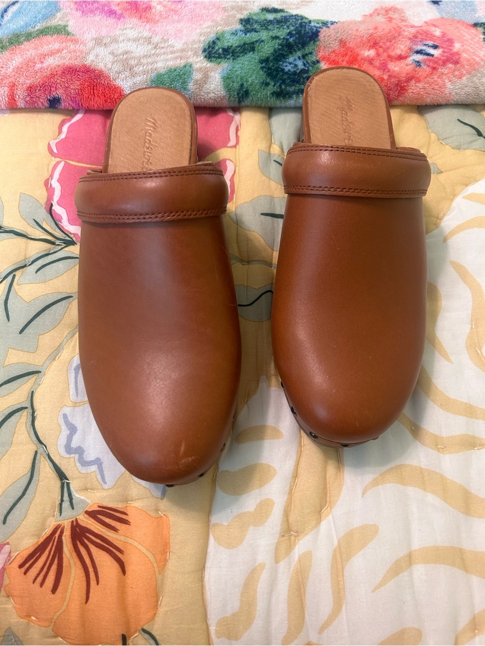Madewell Cecily Leather Studded Clogs